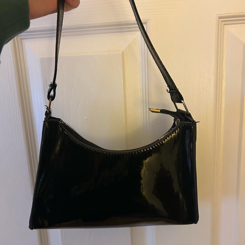 Elegant Black Women's Shoulder Bag